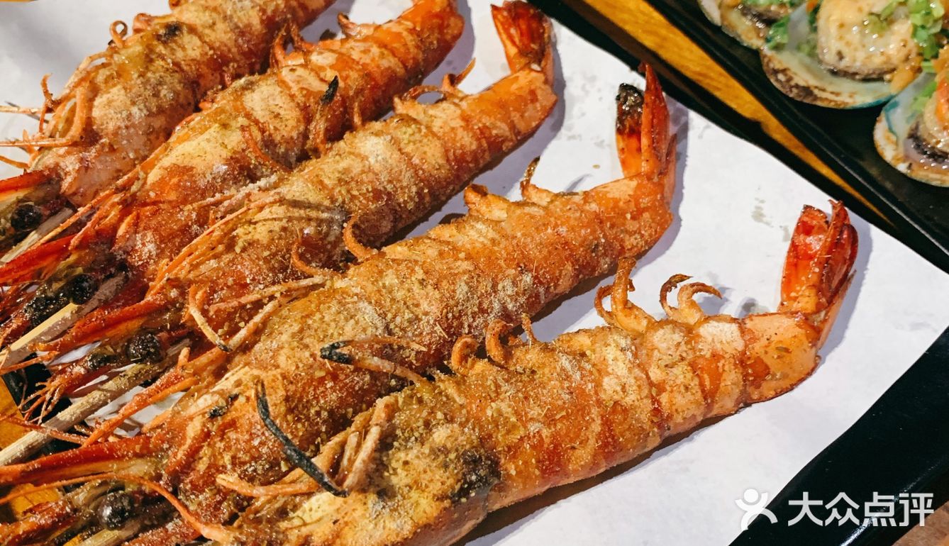 等足2小时换来一顿“哇塞”惊艳的烧烤