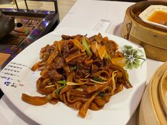 干炒牛河-稻香酒家·34年老字号·港式粤菜(汉街店)