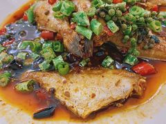 干烧耗儿鱼-洪霞餐馆