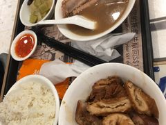 -黄亚细肉骨茶(仰光路店)