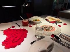 -弦月窗LUNETTE BY AMANDA(复兴路店)