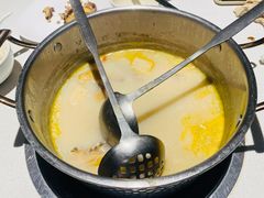 -煲王粤菜餐厅(中侨中心店)