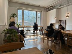 -Cafe Villa