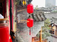 -小龙翻大江文化火锅(宽窄店)