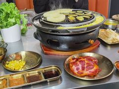 -胡悦里韩式烤肉(芝罘万达广场店)