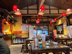 -富正毅三下锅·湘西韵味(天门山索道店)