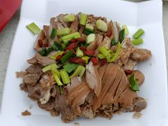 -墨脱石锅椰子鸡•香草鸭•东山羊(大东海店)