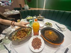 -湘当有饭剁椒鱼头(世茂广场店)