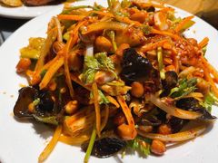 -枣玛露炭火烤肉脊骨锅