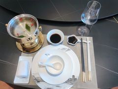 -鼎泰亨·海鲜牛肉餐厅(滨江店)