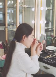 -Eling伊林彩妆·化妆培训(河西奥体店)
