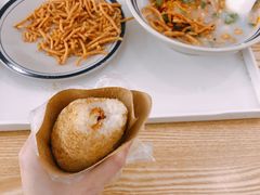 -正南齐北·老街糯米团(洪崖洞店)