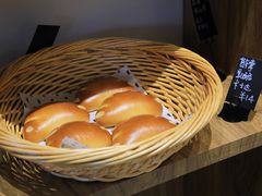 -沁屋面包店(人民东路店)