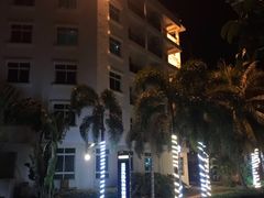 -三亚凤凰机场海航快捷酒店