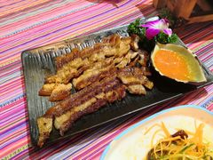 烧烤五花肉-香巴拉云南餐厅(华莱坞店)