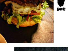 -HIGH FIVE哈福手工汉堡(桂林路店)