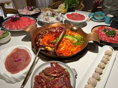 -墨居上隐·院子里火锅(峨眉店)