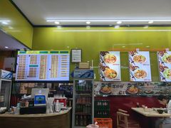 -龙记桂林米粉(财满街店)