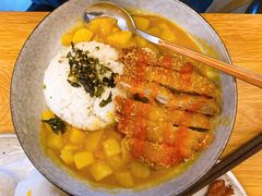 黄咖喱猪排饭-About Bistro關於·泰式家庭料理