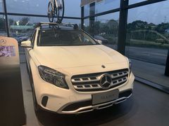 -南宁恒信之星奔驰4S店(西乡塘店)