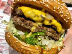-The Habit Burger Grill 哈比特汉堡(爱琴海店)