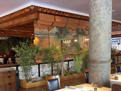 -八府香鸭·啫啫煲(华山路店)