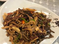 -小厨子私房菜·云南美食店