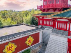 -茅山东方盐湖城景区