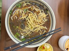 -小马牛肉面·牛骨熬制(南京博物院店)