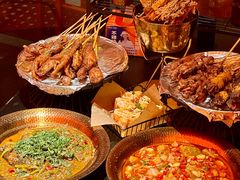 -何师烧烤Pro ·江湖川菜·小龙虾·精酿(太古里旗舰店)