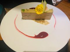 黑菌层鹅肝派配梨啫喱-AZUL by FUEL蓝色·法式酒馆(琶醍店)