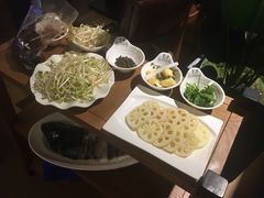 -红牌美蛙鱼头火锅(万辉国际广场店)