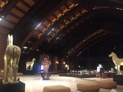 -三亚湾海居铂尔曼度假酒店