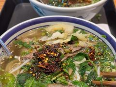 -云阿蛮云南生烫牛肉米线(奉贤路店)