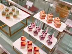 -棕榈阁·巴西烤肉海鲜自助餐厅(中州皇冠假日酒店)
