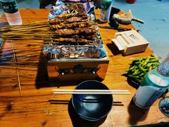 -峨眉山原汁双双烧烤(净居寺店)