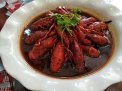 -扒虾小妹儿麻辣海鲜(宏图街店)