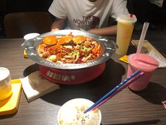 -胖哥俩肉蟹煲(石家庄长安万达店)
