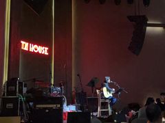 -TZ House音乐现场(来福士中心店)