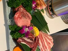 -明洞阿姨·韩式酱蟹烤肉·创意料理(三元桥店)