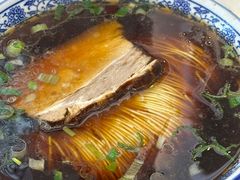 红油焖肉面-伟记奥面馆(养育巷店)