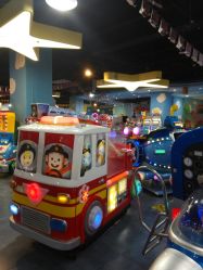 -利奥梦幻主题乐园(爱琴海购物公园店)