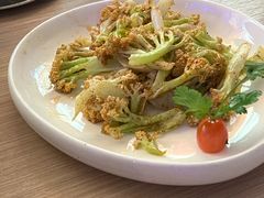 椒盐花菜-令狐冲烤鱼·烧菜馆(达明店)