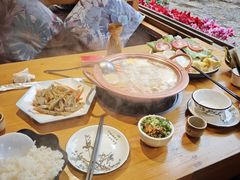 -民食香·腊排骨野生菌美食(木府店)
