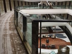 -上海滴水湖皇冠假日酒店