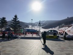 -中旅松花湖滑雪场