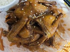 盐焗乳鸽-煲煲掂风味煲仔饭餐厅(西区店)