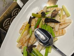 -海派悦庭·海胆烧麦·新融合菜(凯德广场店)