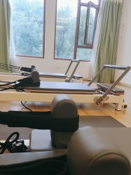 -依灵瑜伽普拉提连锁