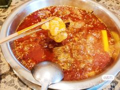 -肖肖酸萝卜鱼火锅(总店)